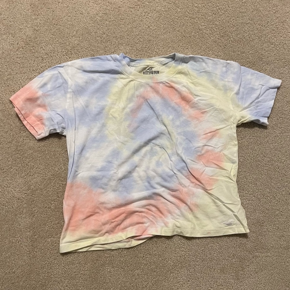 Hollister Tie Dye Boxy Crop Tee